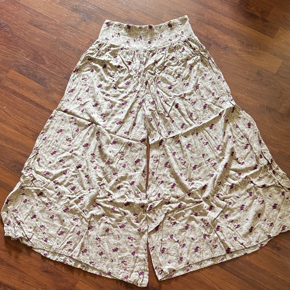 NATURAL LIFE Floral Wide Leg Pants - Cream and Purple